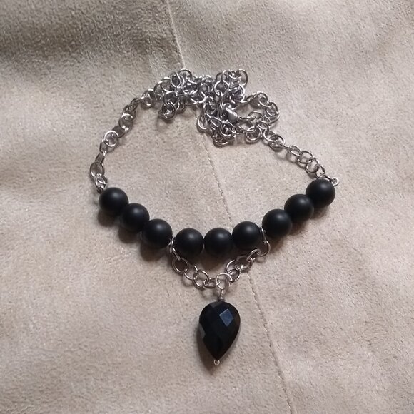 Sexy Seductive Business Casual Goth Domme | Reversible TearDrop + Stone Necklace - Picture 2 of 9
